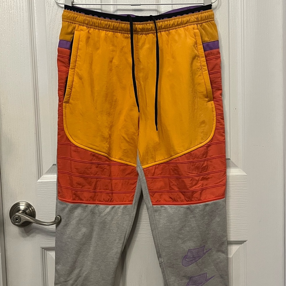 Mens Nike Sport Clash Sweatpants / Joggers.